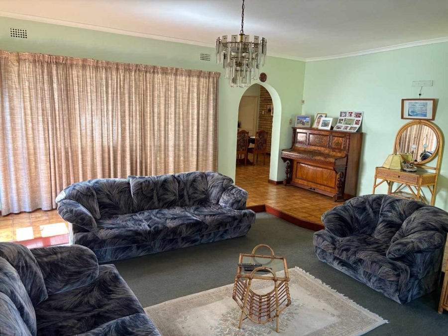 To Let 1 Bedroom Property for Rent in Table View Western Cape